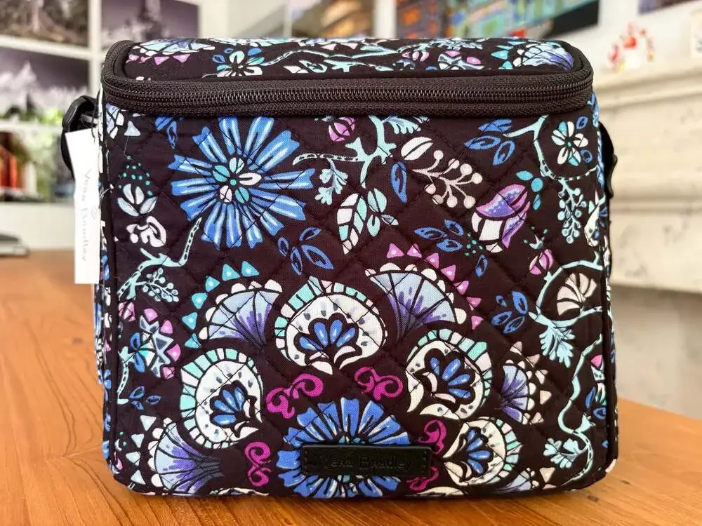 Vera Bradley Quilted Insulated Lunch bag New With Tags